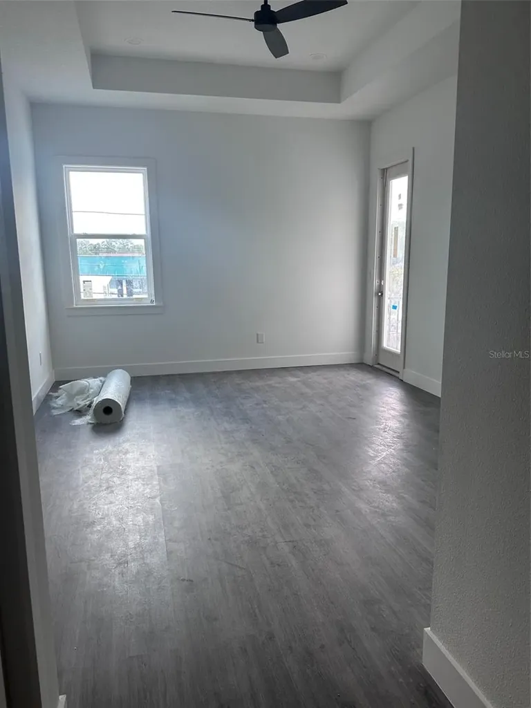1525 29th Avenue N St Petersburg FL 33704