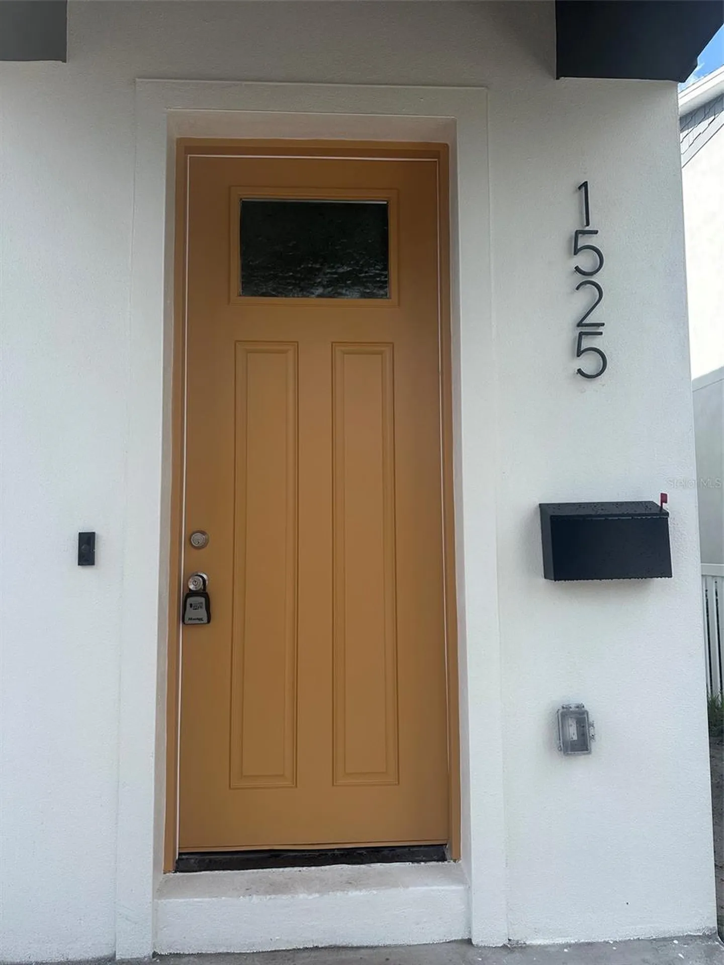 1525 29th Avenue N St Petersburg FL 33704