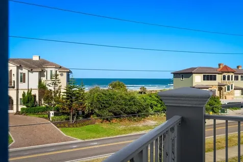 2 Mar Azul N Ponce Inlet FL 32127