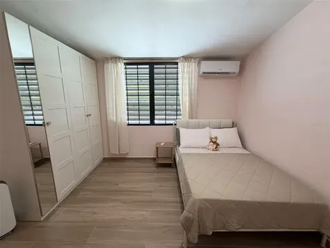 B-9 Alto Apolo Estates Dev. Guaynabo PR 00965