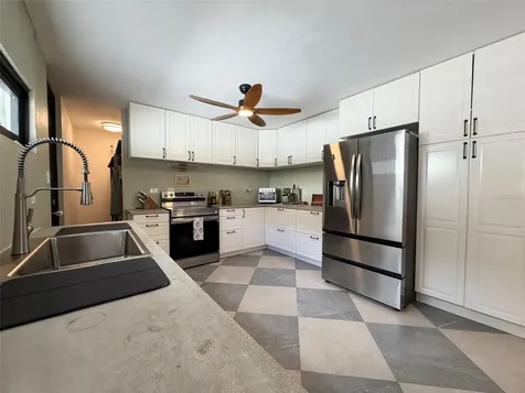 B-9 Alto Apolo Estates Dev. Guaynabo PR 00965