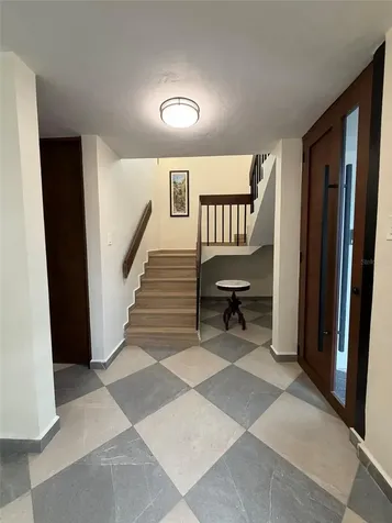 B-9 Alto Apolo Estates Dev. Guaynabo PR 00965