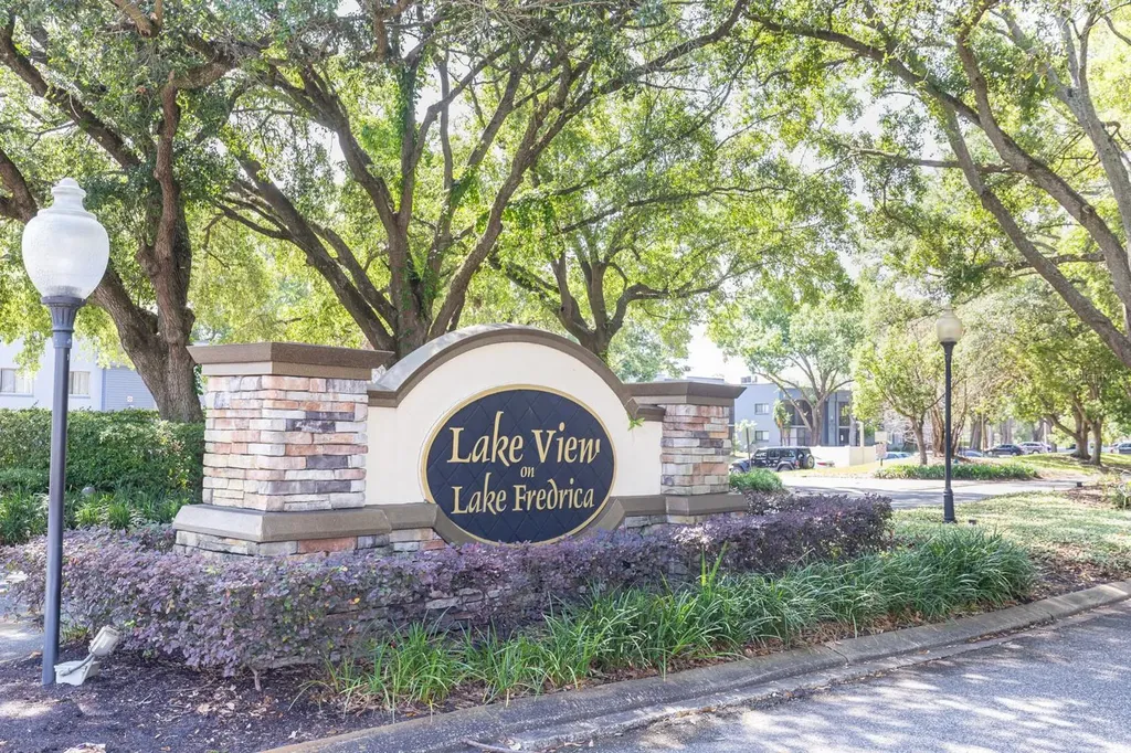5990 Braemar Place Orlando FL 32822