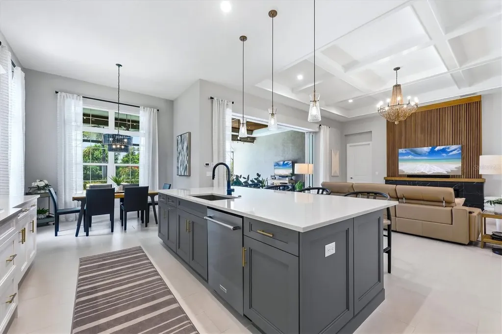 8254 Pavia Way Lakewood Ranch FL 34202