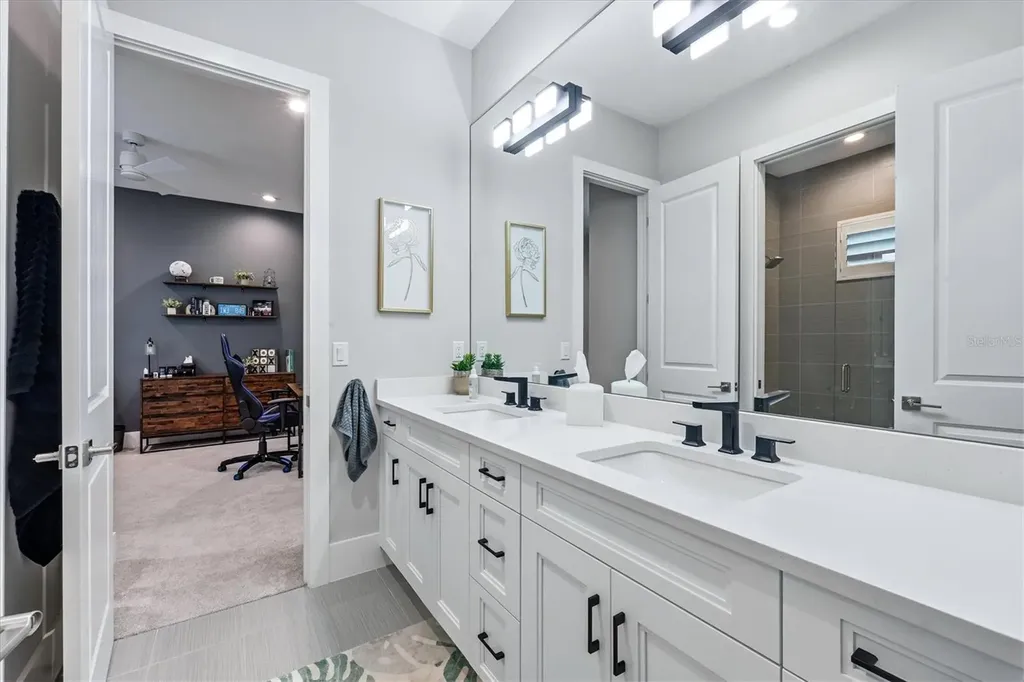 8254 Pavia Way Lakewood Ranch FL 34202