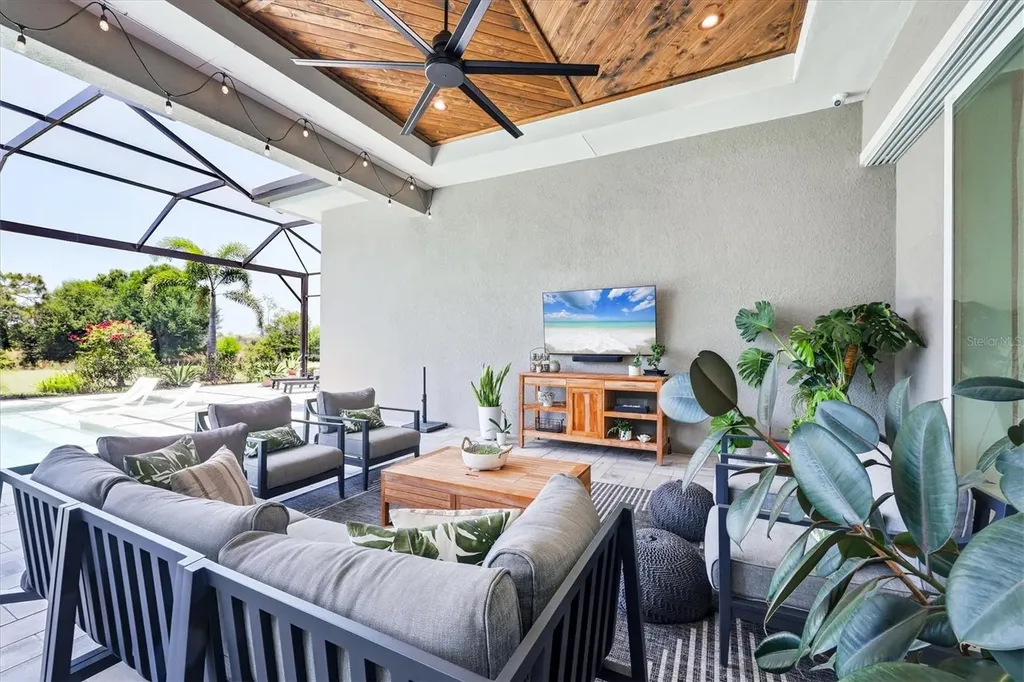 8254 Pavia Way Lakewood Ranch FL 34202
