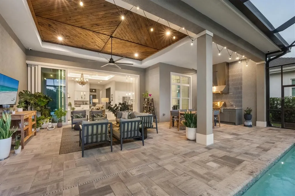 8254 Pavia Way Lakewood Ranch FL 34202