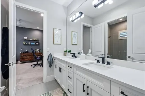 8254 Pavia Way Lakewood Ranch FL 34202