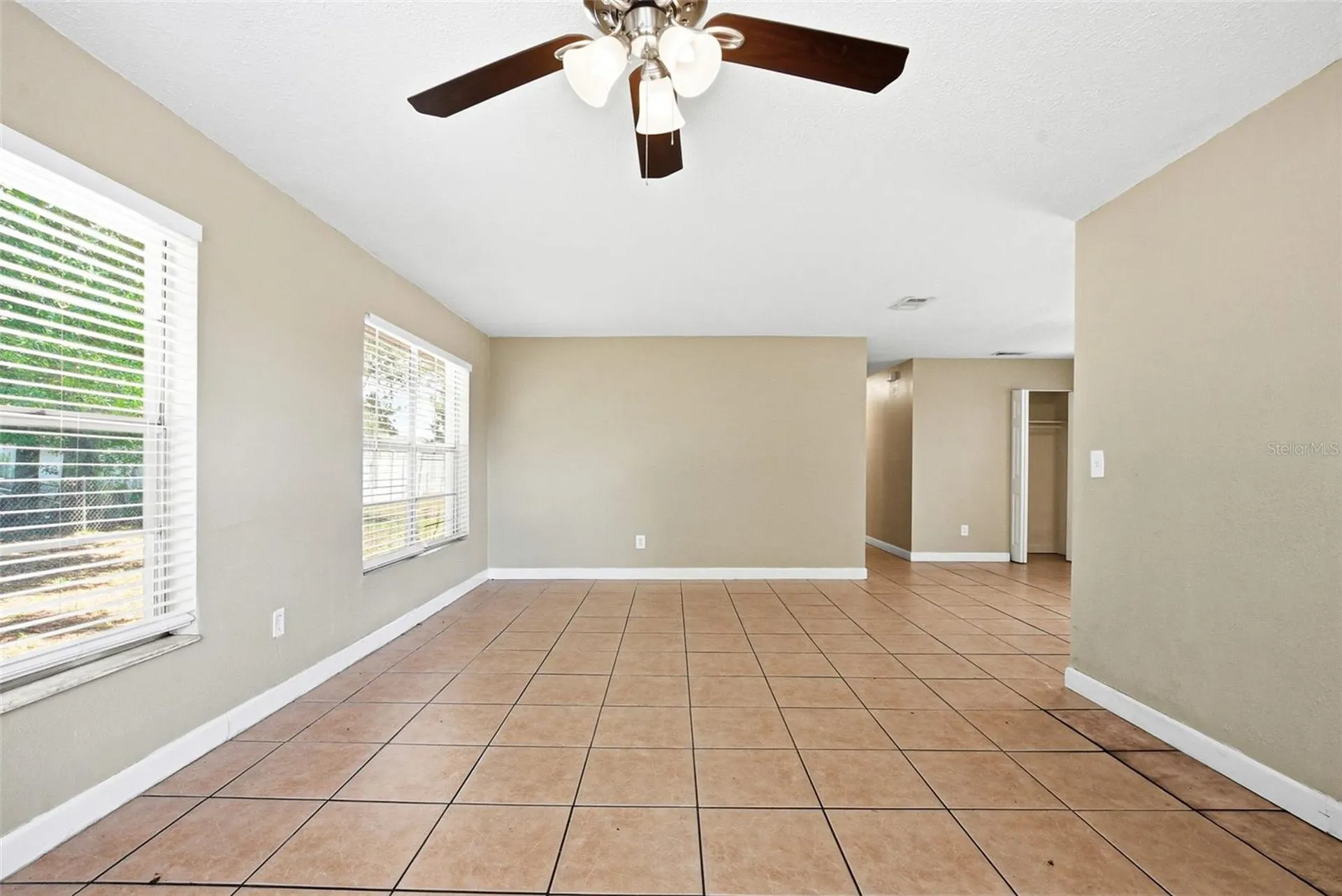 1729 Flores Court Orlando FL 32811