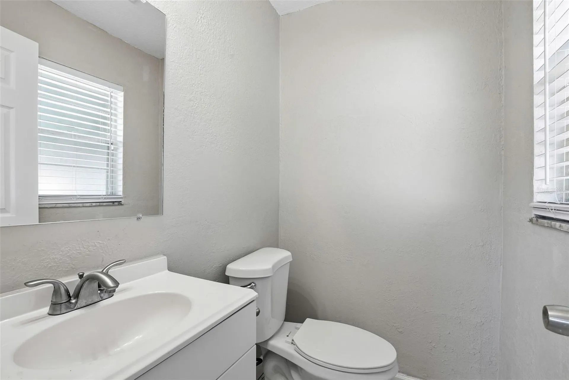 1729 Flores Court Orlando FL 32811