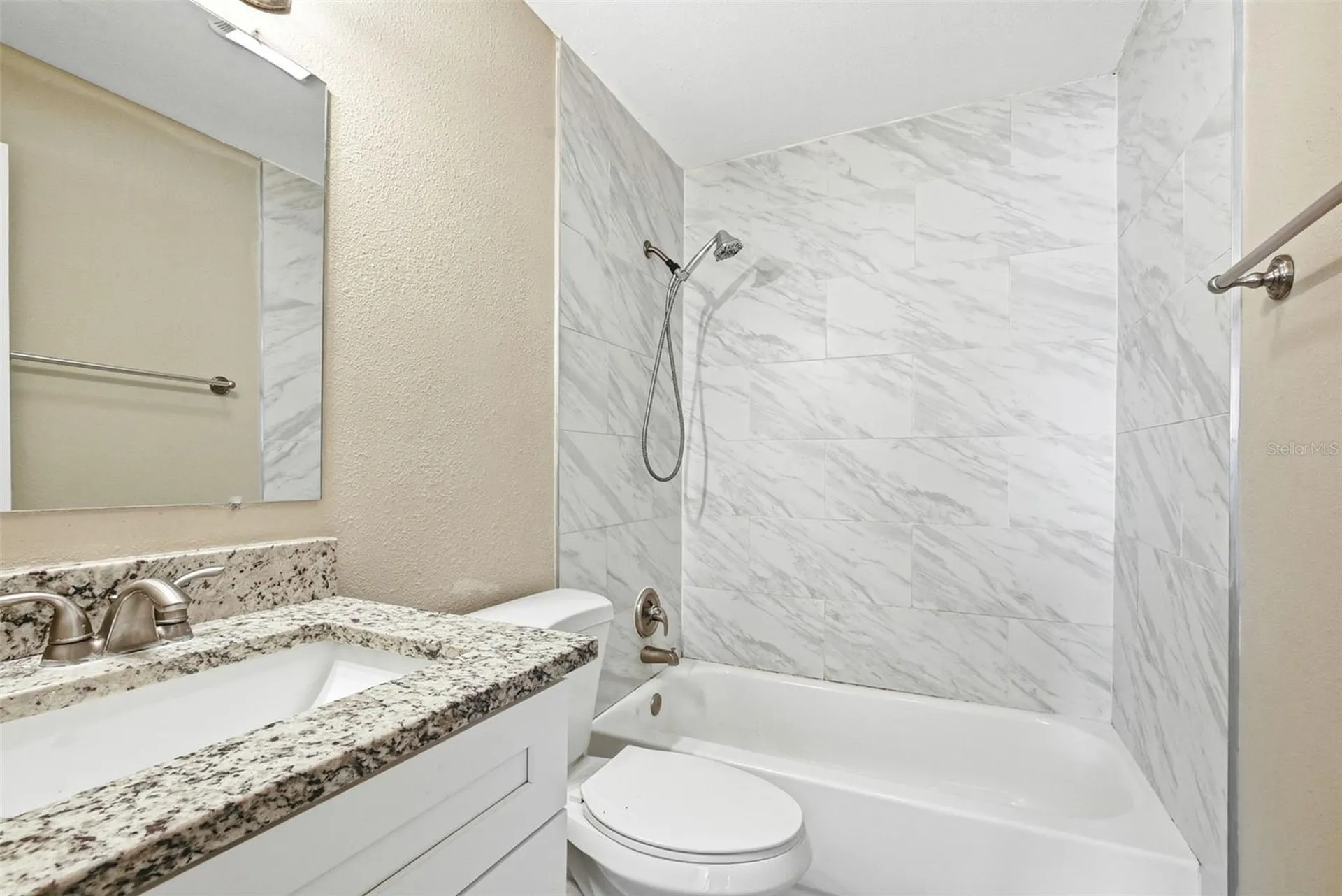1729 Flores Court Orlando FL 32811