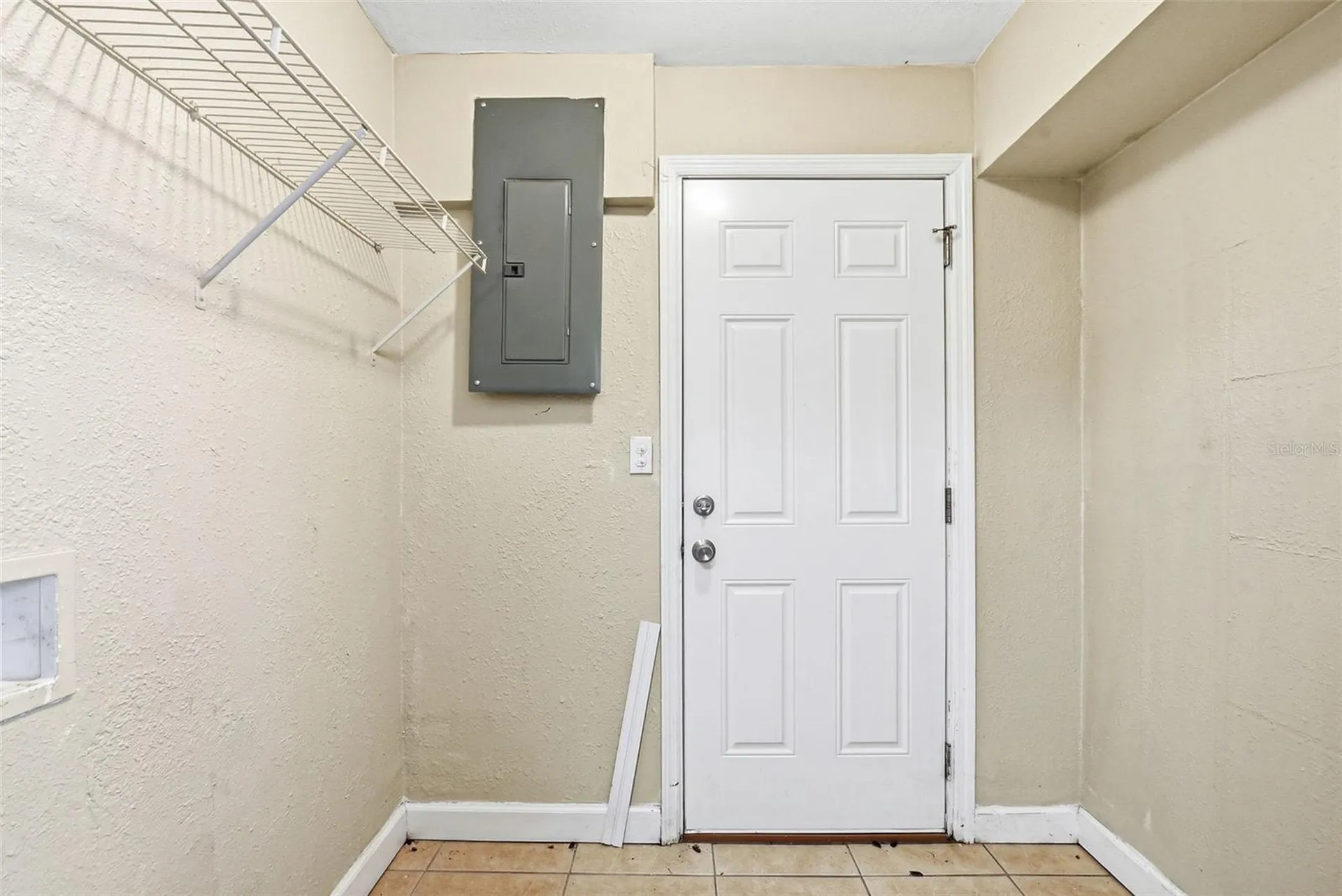 1729 Flores Court Orlando FL 32811