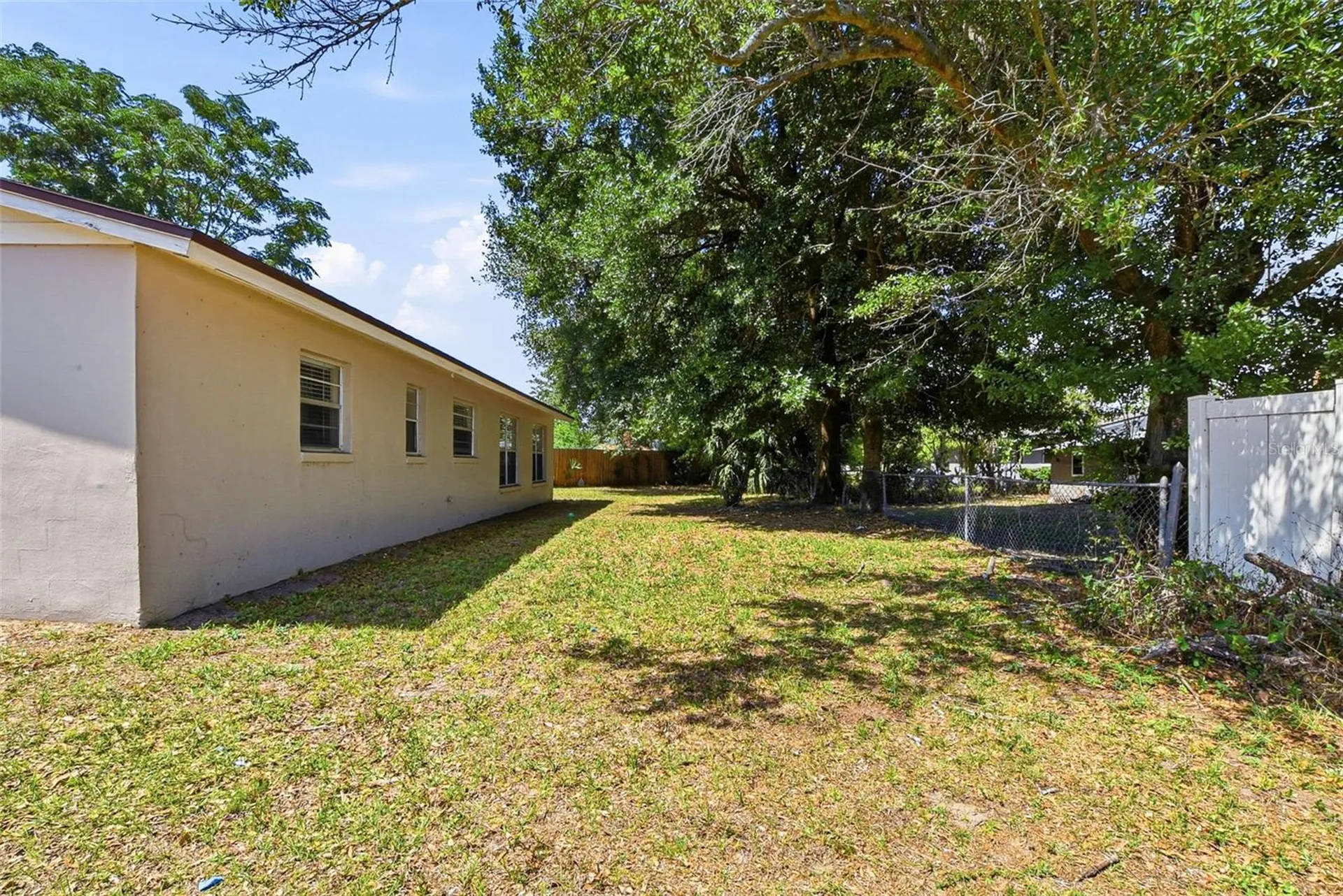 1729 Flores Court Orlando FL 32811