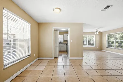 1729 Flores Court Orlando FL 32811