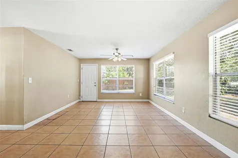 1729 Flores Court Orlando FL 32811