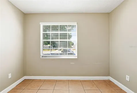 1729 Flores Court Orlando FL 32811