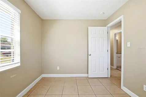 1729 Flores Court Orlando FL 32811