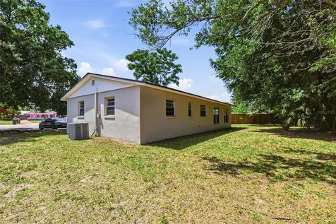 1729 Flores Court Orlando FL 32811