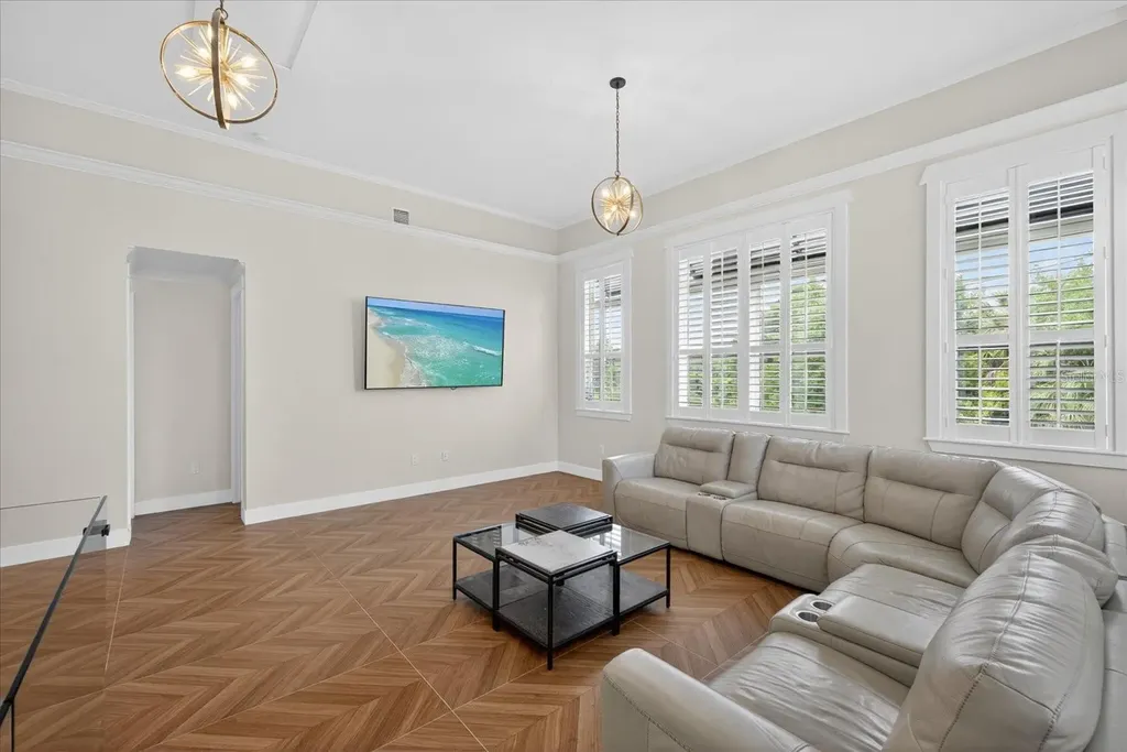 6706 S Sterling Ave S Sterling Avenue Tampa FL 33611