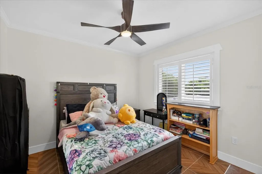 6706 S Sterling Ave S Sterling Avenue Tampa FL 33611