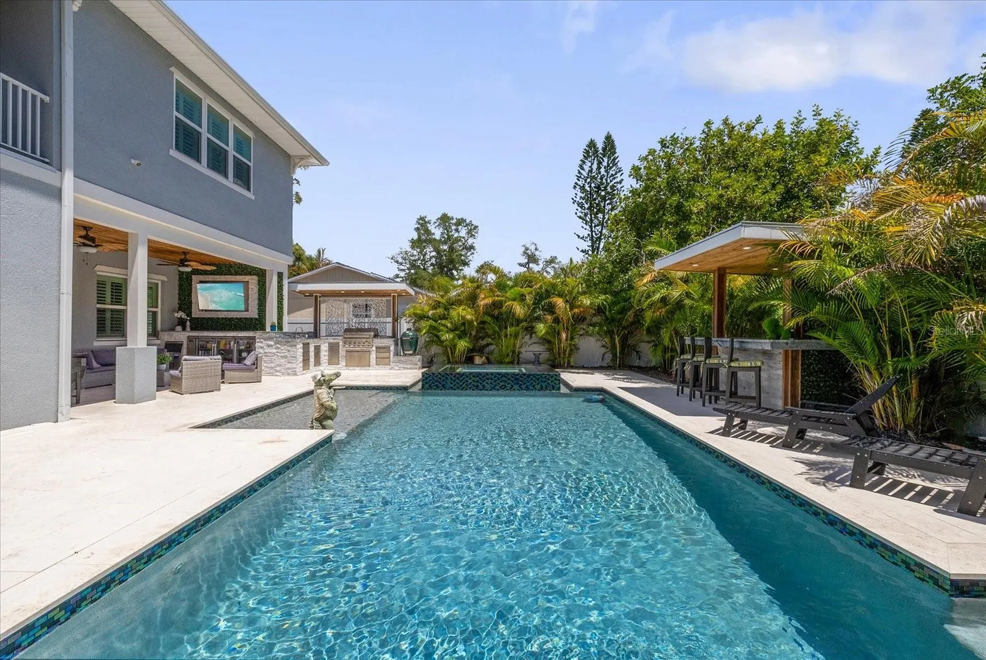 6706 S Sterling Ave S Sterling Avenue Tampa FL 33611