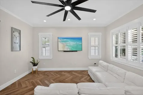 6706 S Sterling Ave S Sterling Avenue Tampa FL 33611