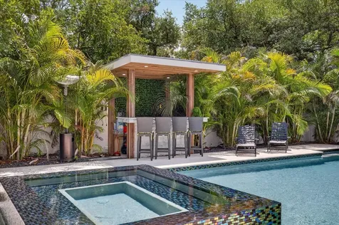 6706 S Sterling Ave S Sterling Avenue Tampa FL 33611