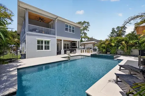6706 S Sterling Ave S Sterling Avenue Tampa FL 33611