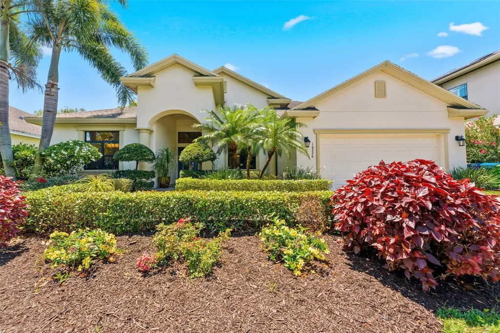 10220 Blossom Trail Seminole FL 33772