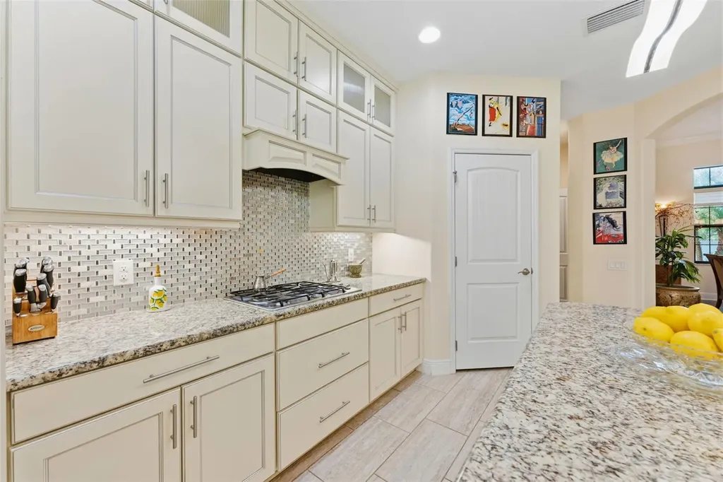 10220 Blossom Trail Seminole FL 33772