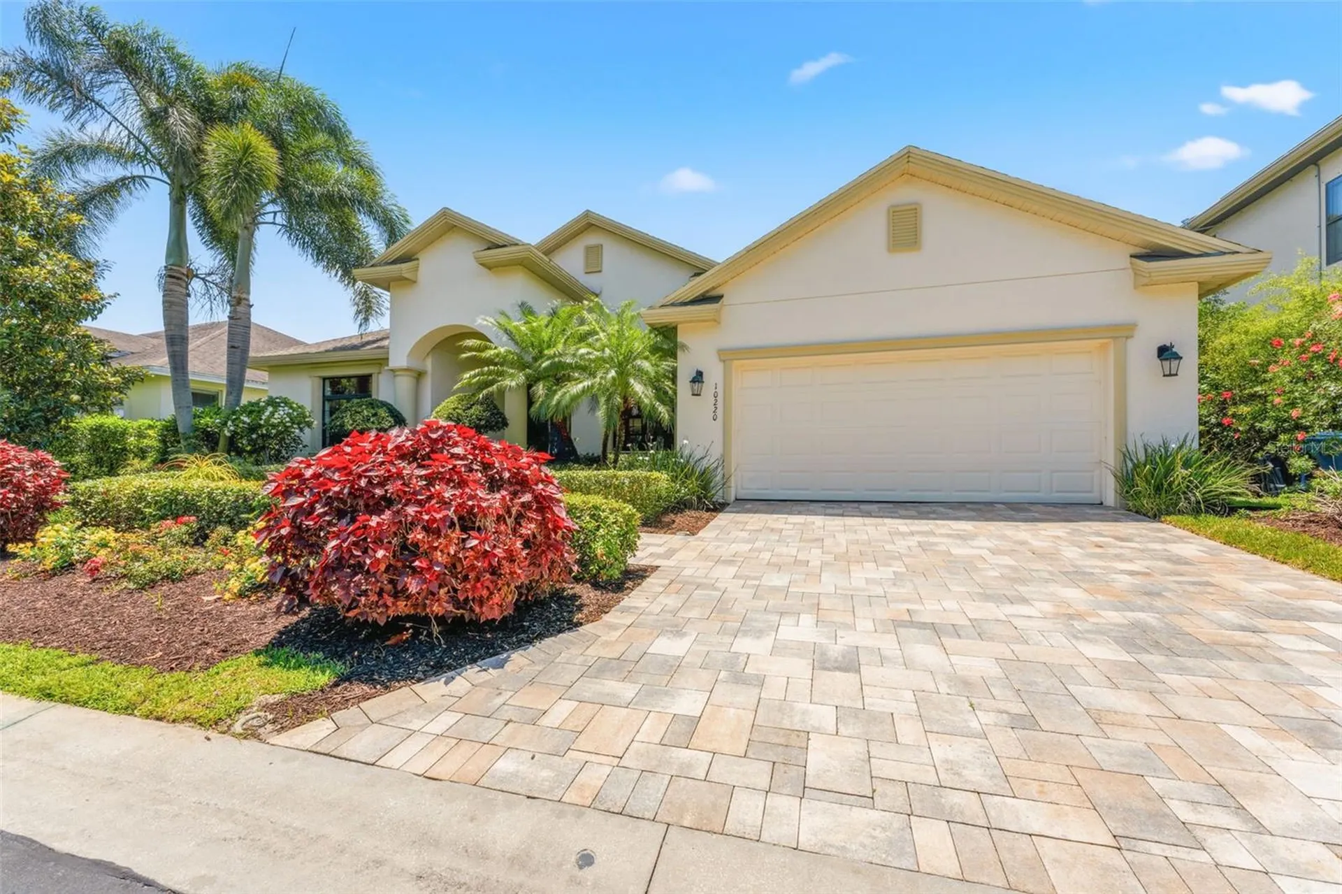 10220 Blossom Trail Seminole FL 33772
