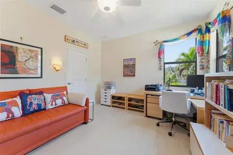 10220 Blossom Trail Seminole FL 33772