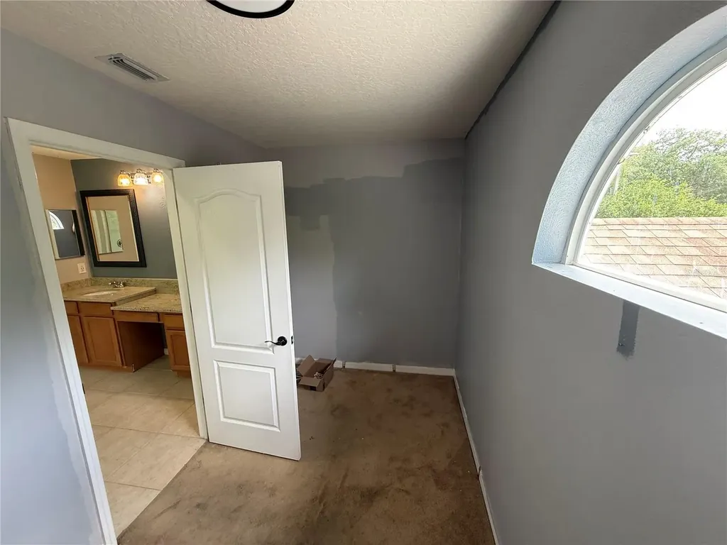 10427 Lucaya Drive Tampa FL 33647