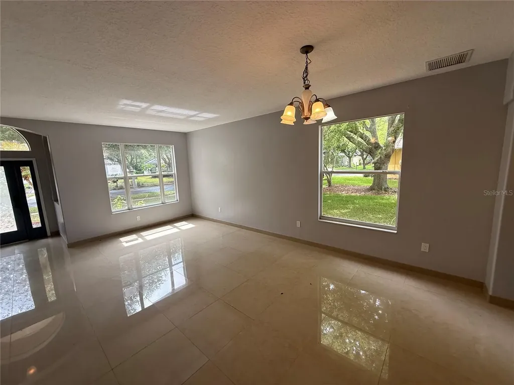 10427 Lucaya Drive Tampa FL 33647
