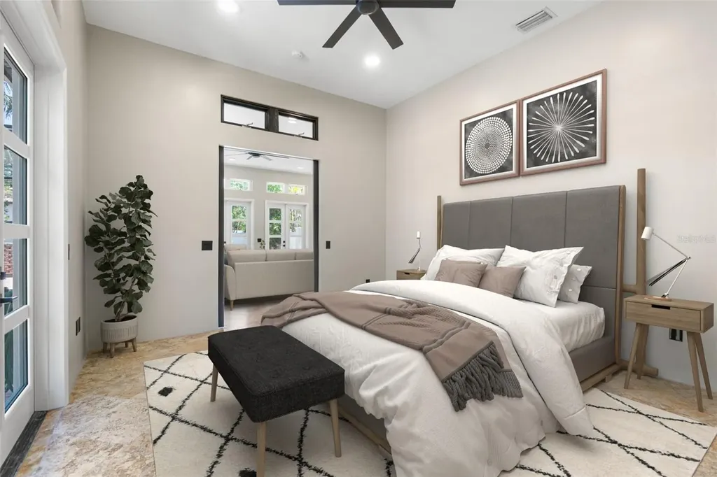 324 Siesta Drive Sarasota FL 34242