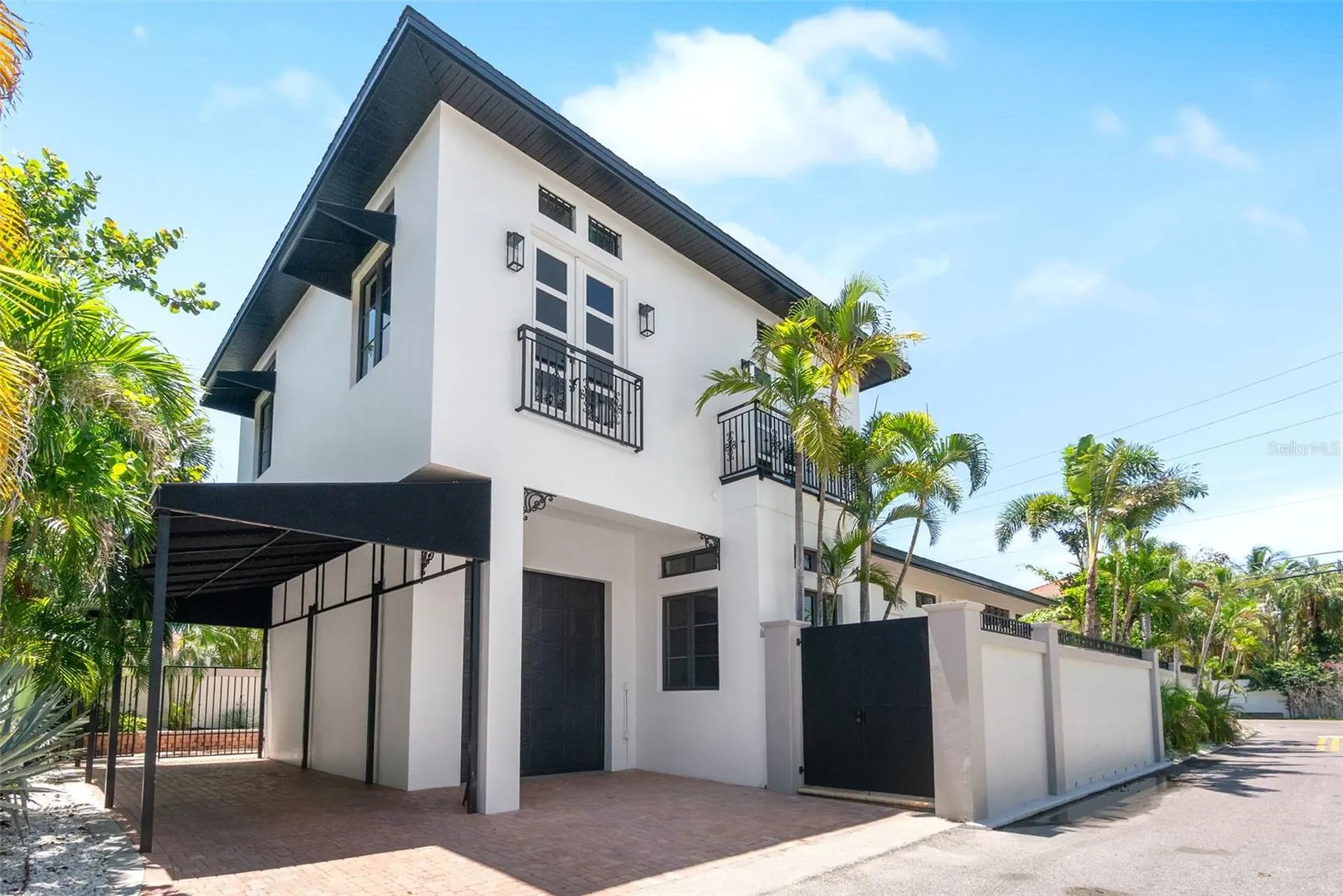 324 Siesta Drive Sarasota FL 34242