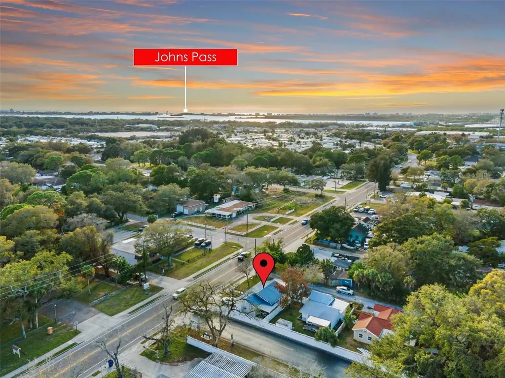 7799 46th Ave N St Petersburg FL 33709