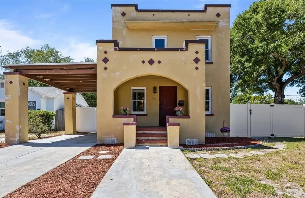 5110 Emerson Avenue S St Petersburg FL 33707