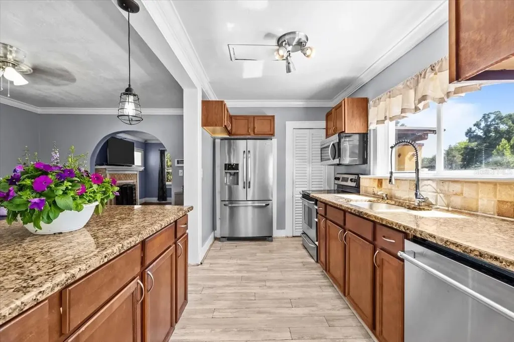 5110 Emerson Avenue S St Petersburg FL 33707