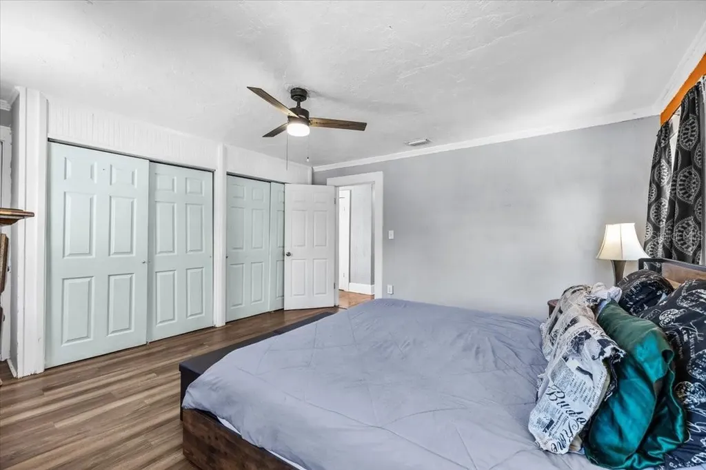 5110 Emerson Avenue S St Petersburg FL 33707