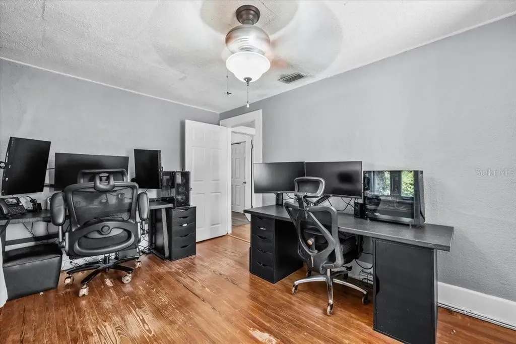 5110 Emerson Avenue S St Petersburg FL 33707
