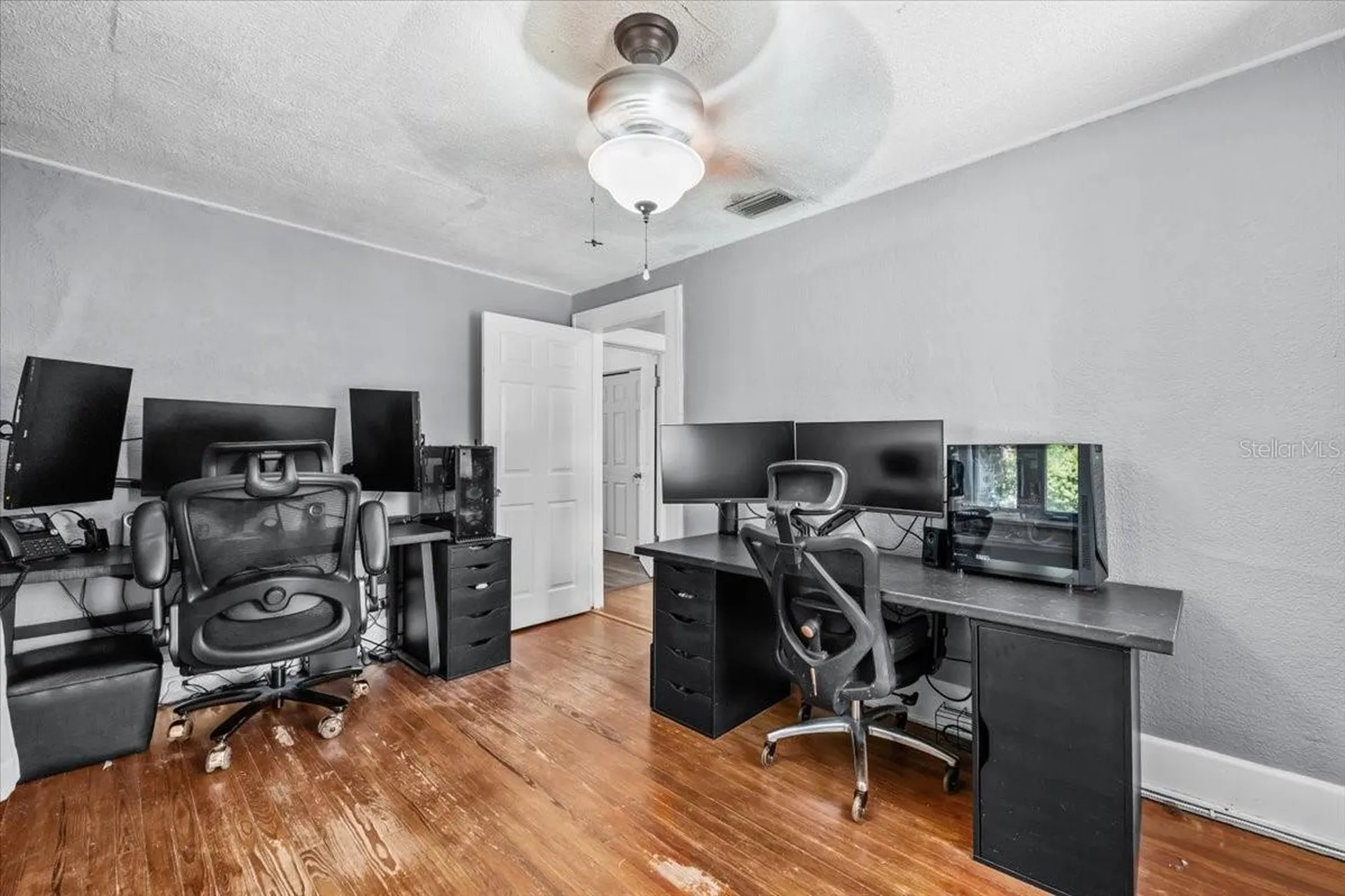5110 Emerson Avenue S St Petersburg FL 33707