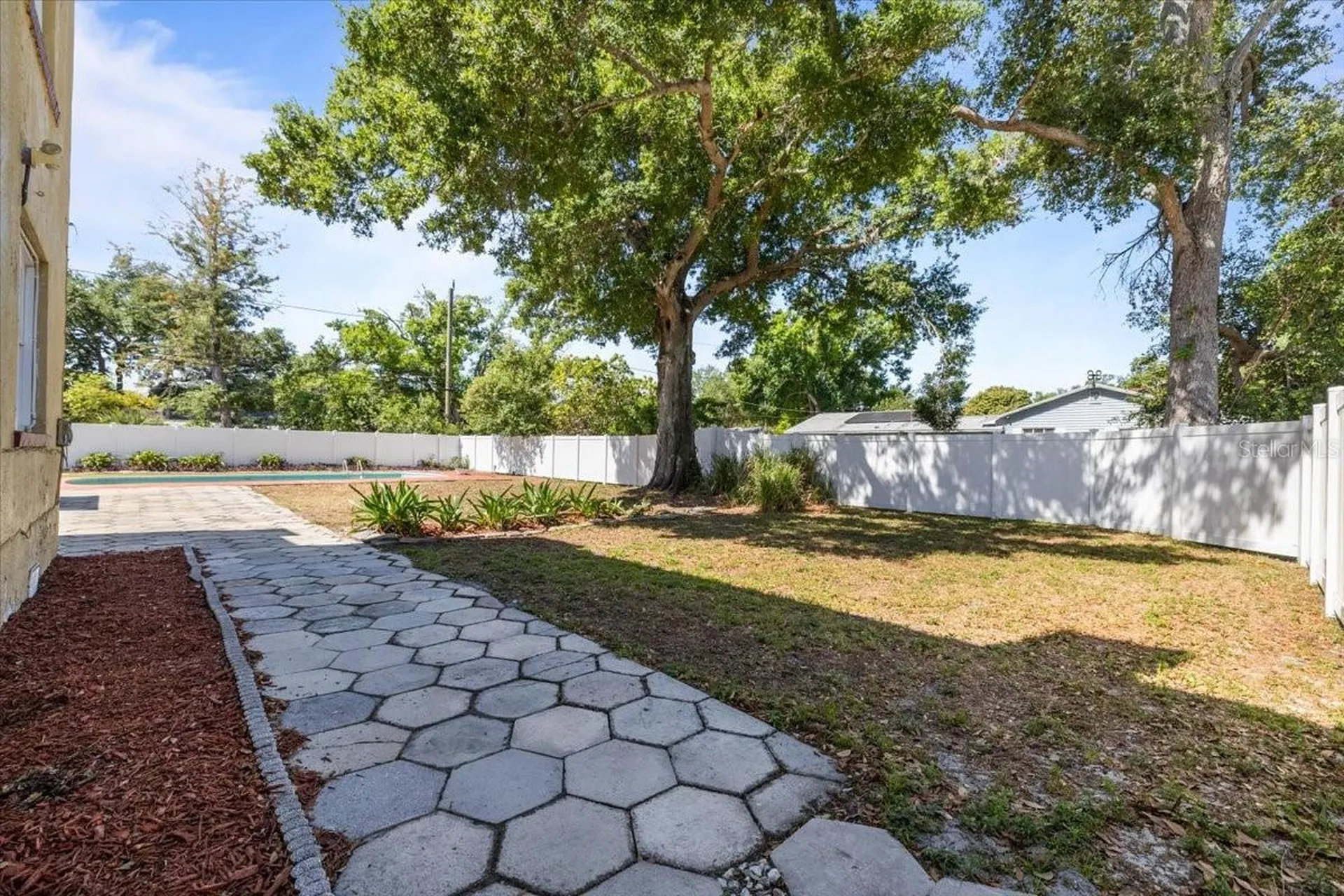 5110 Emerson Avenue S St Petersburg FL 33707