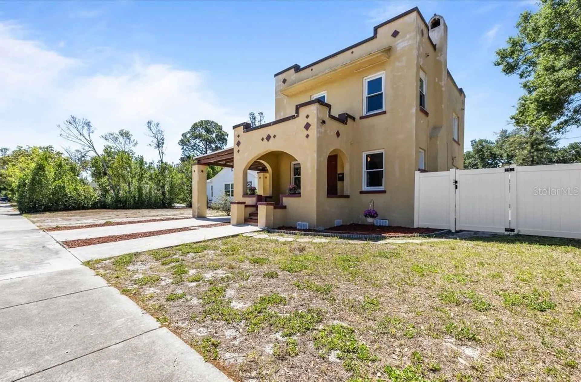5110 Emerson Avenue S St Petersburg FL 33707