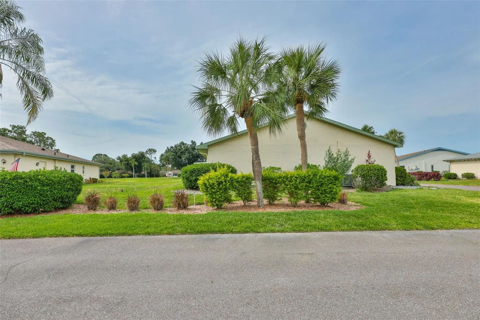 2102 Harringay Street Sun City Center FL 33573