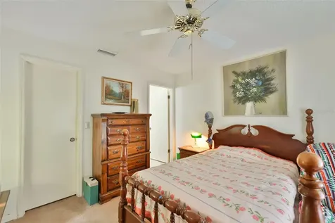 2102 Harringay Street Sun City Center FL 33573