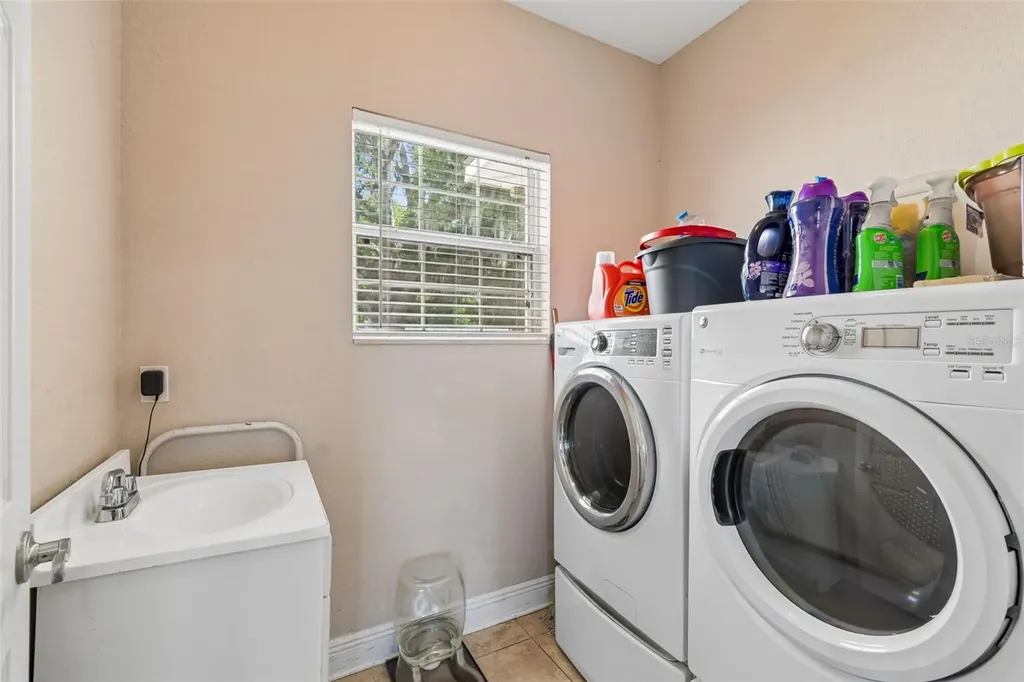 35400 Lake Ray Drive Dade City FL 33525