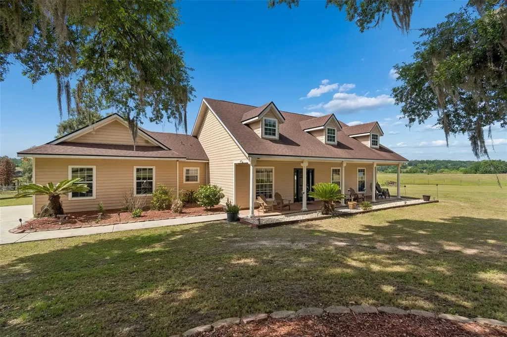 35400 Lake Ray Drive Dade City FL 33525