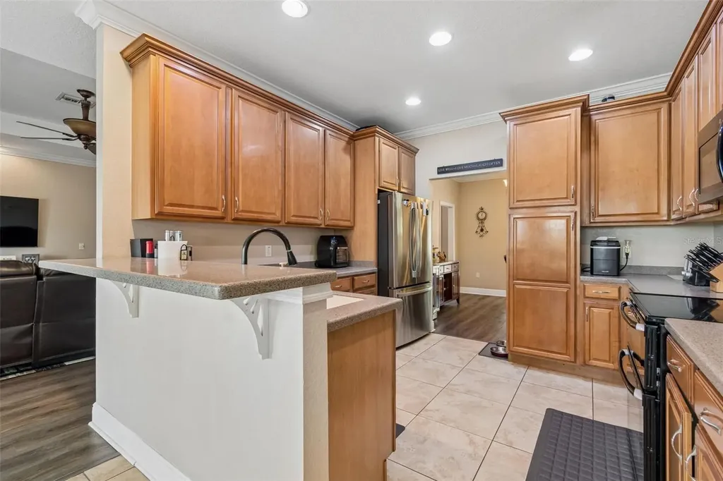 35400 Lake Ray Drive Dade City FL 33525