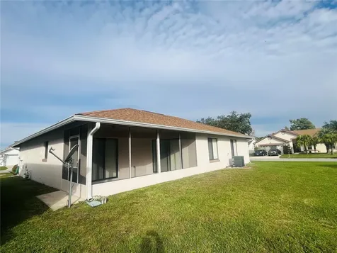 11805 Scarecrow Lane Orlando FL 32821